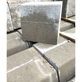 Kiemelt útszegélykő- BetonEpag 25 x 15 x 25 cm