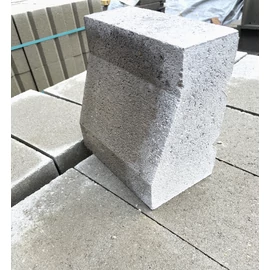 K- szegélykő - Betonepag 25 x 25 x 15/10 cm