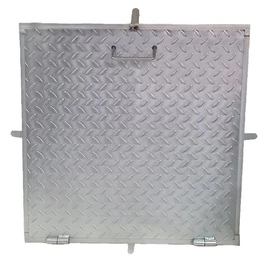 Aknafedlap lakatolható horganyzott 600x600 mm