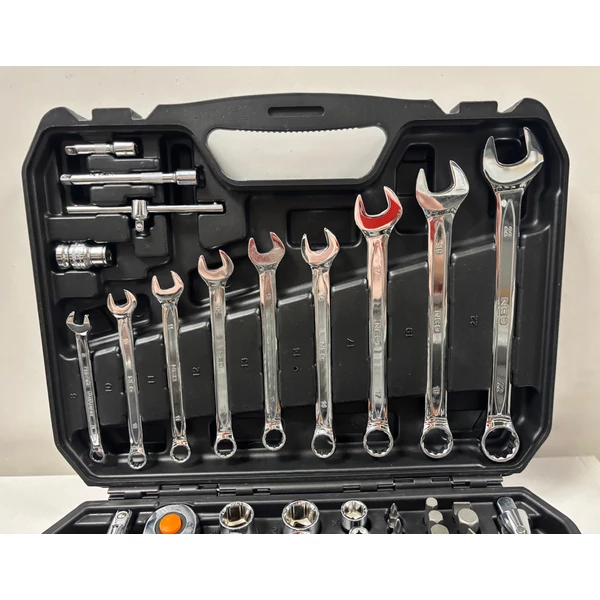 Kép 4/4 - Dugókulcs és szerszámkészlet 82 db - Neo Tools
